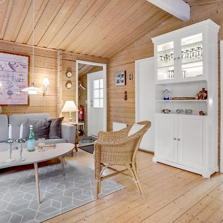 3 Bedroom Cozy Home In Børkop Εξωτερικό φωτογραφία