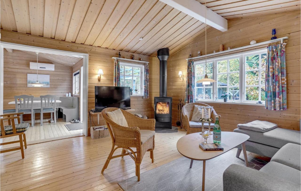 3 Bedroom Cozy Home In Børkop Εξωτερικό φωτογραφία