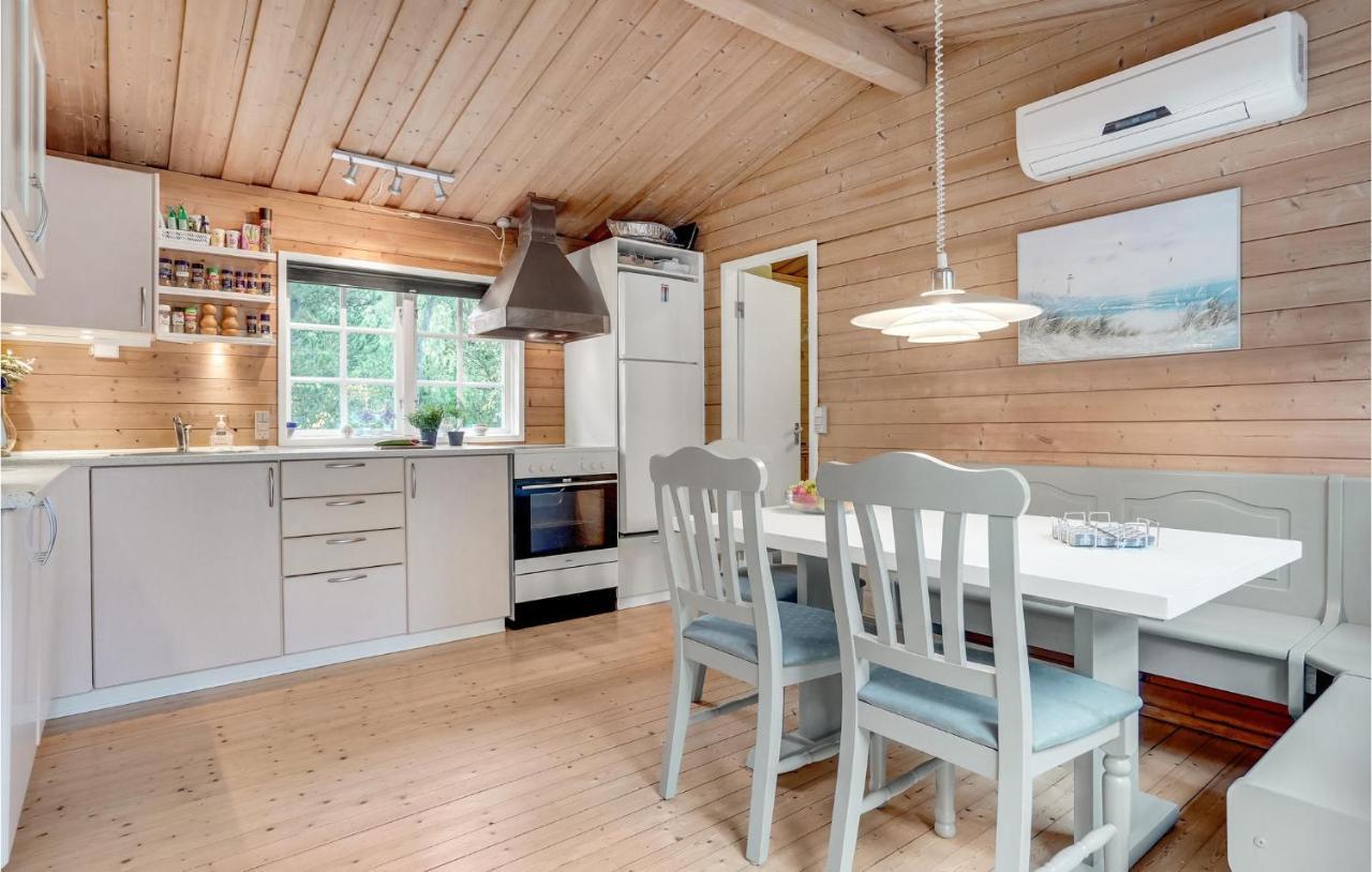 3 Bedroom Cozy Home In Børkop Εξωτερικό φωτογραφία